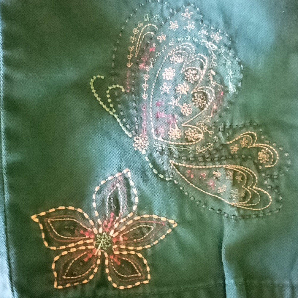 Christopher & Banks Dark Green Embroidered Capris - Picture 2 of 3